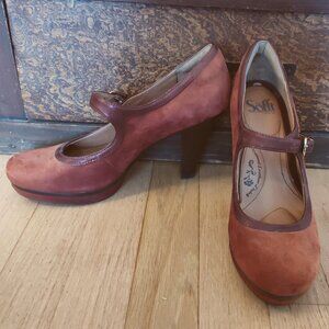 Sofft Burgundy Suede Heels
